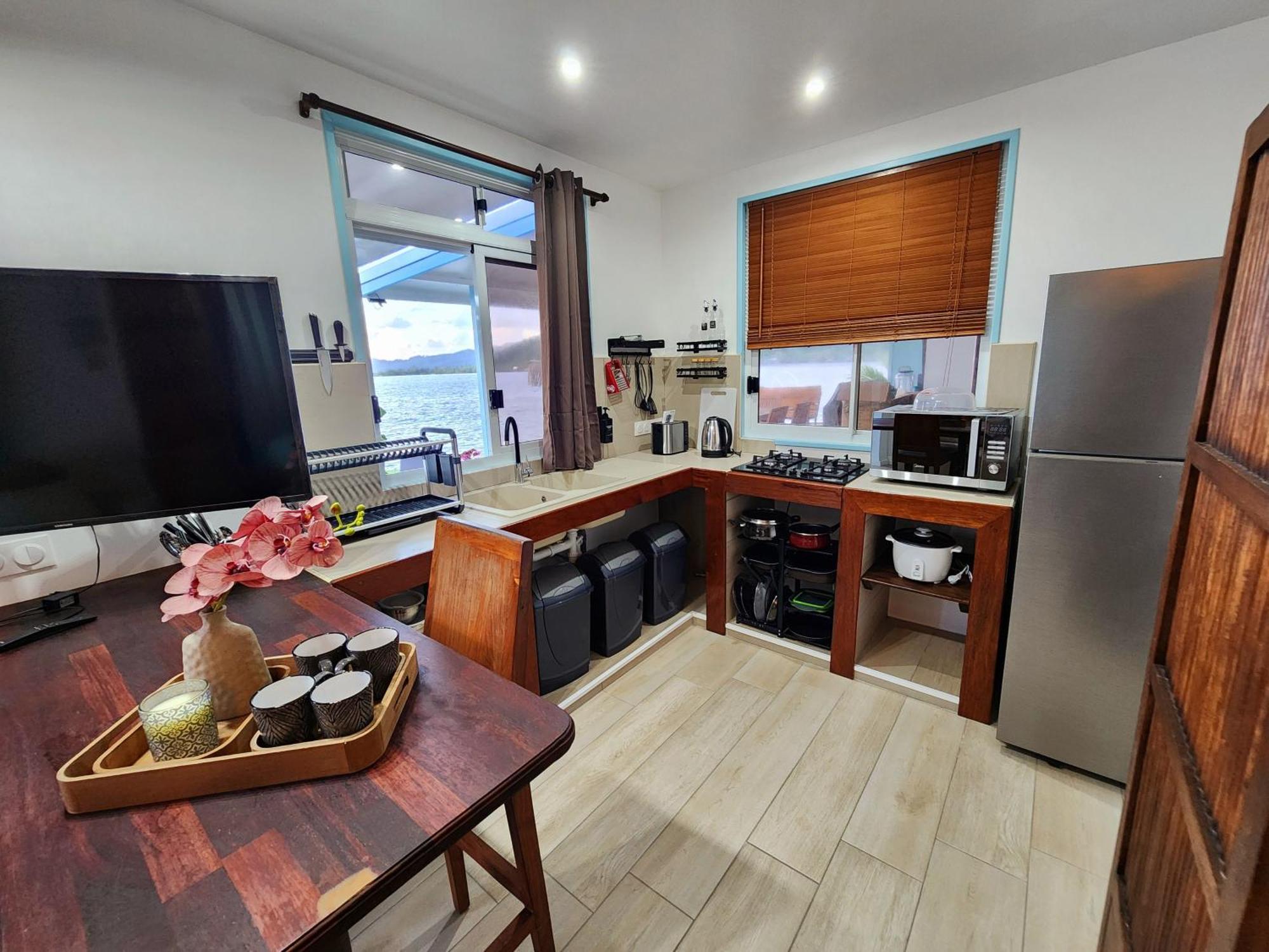Studio Bord De Mer Fare Tahitea Pension Taputapuapea Exterior foto